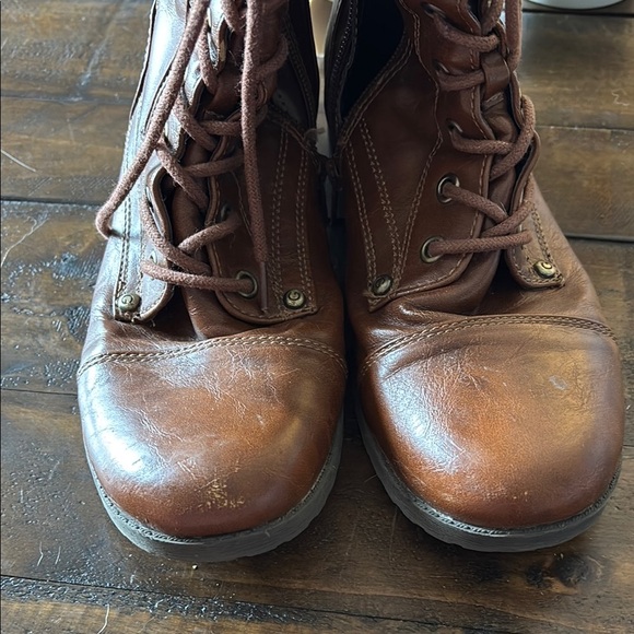 Guess Brown Leather Combat Boots with Buckle - Picture 5 of 8